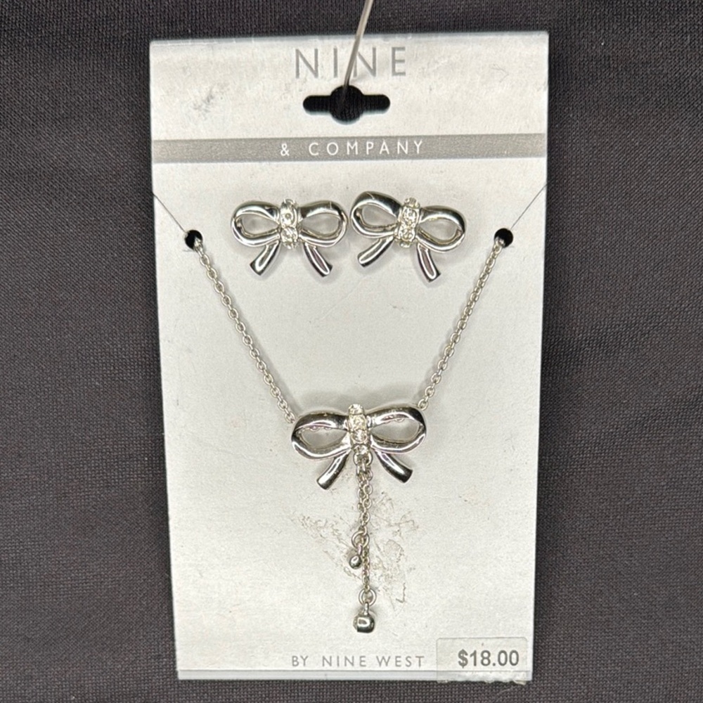 Nine West Silver Bow Necklace and Earring Set